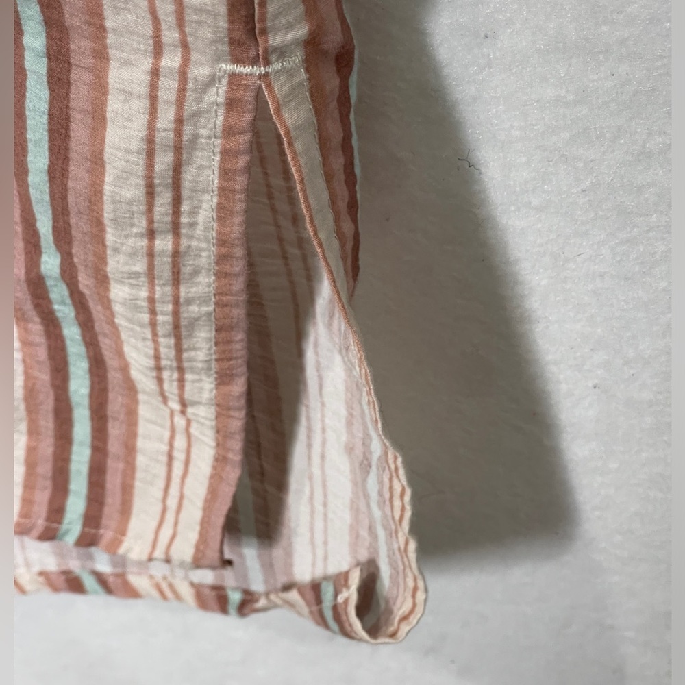 We The Free People Oversized Short Sleeve Button Down Striped Shirt Sz Small - Picture 5 of 8